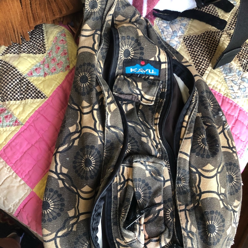 Floral Kavu shoulder bag